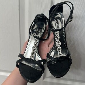 Sweeties Black Heels Size 8